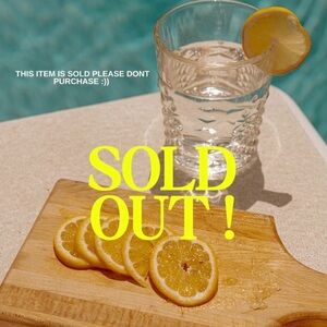 Stanley White and Gold Polka Dot Quencher H2.0 Tumbler with Handle